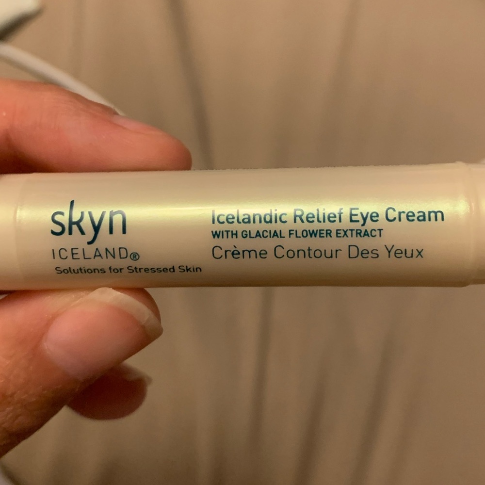 Skyn Iceland Icelandic Relief Eye Cream travel size